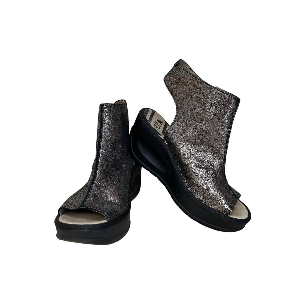 Fly London Jape Wedge Sandals Black and Gold/Graphite Women's size 38/7